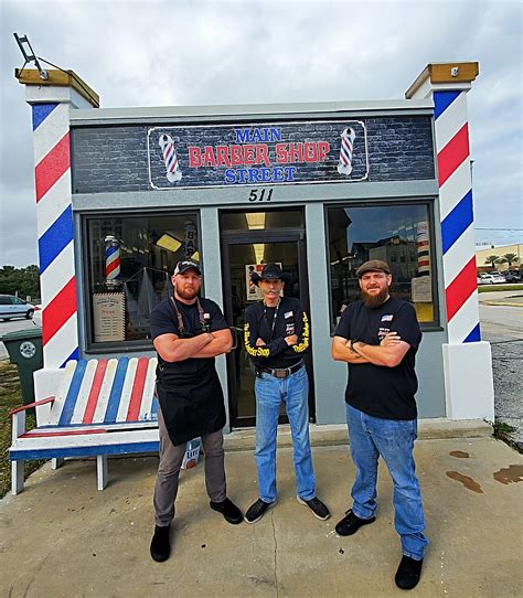 Barber shop in main street - Check out The Main Cut Barber & Beauty Salon in Jacksonville ... 12961 N Main St Suite 101, 101, Jacksonville, 32218 ... His shop is clean, ... 